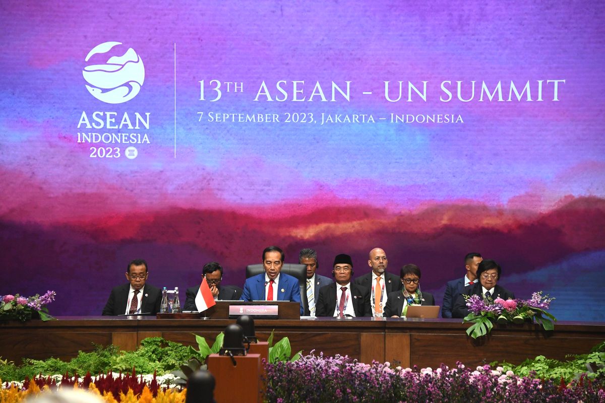 U.S. and China Vie for Influence at ASEAN Summit in Jakarta